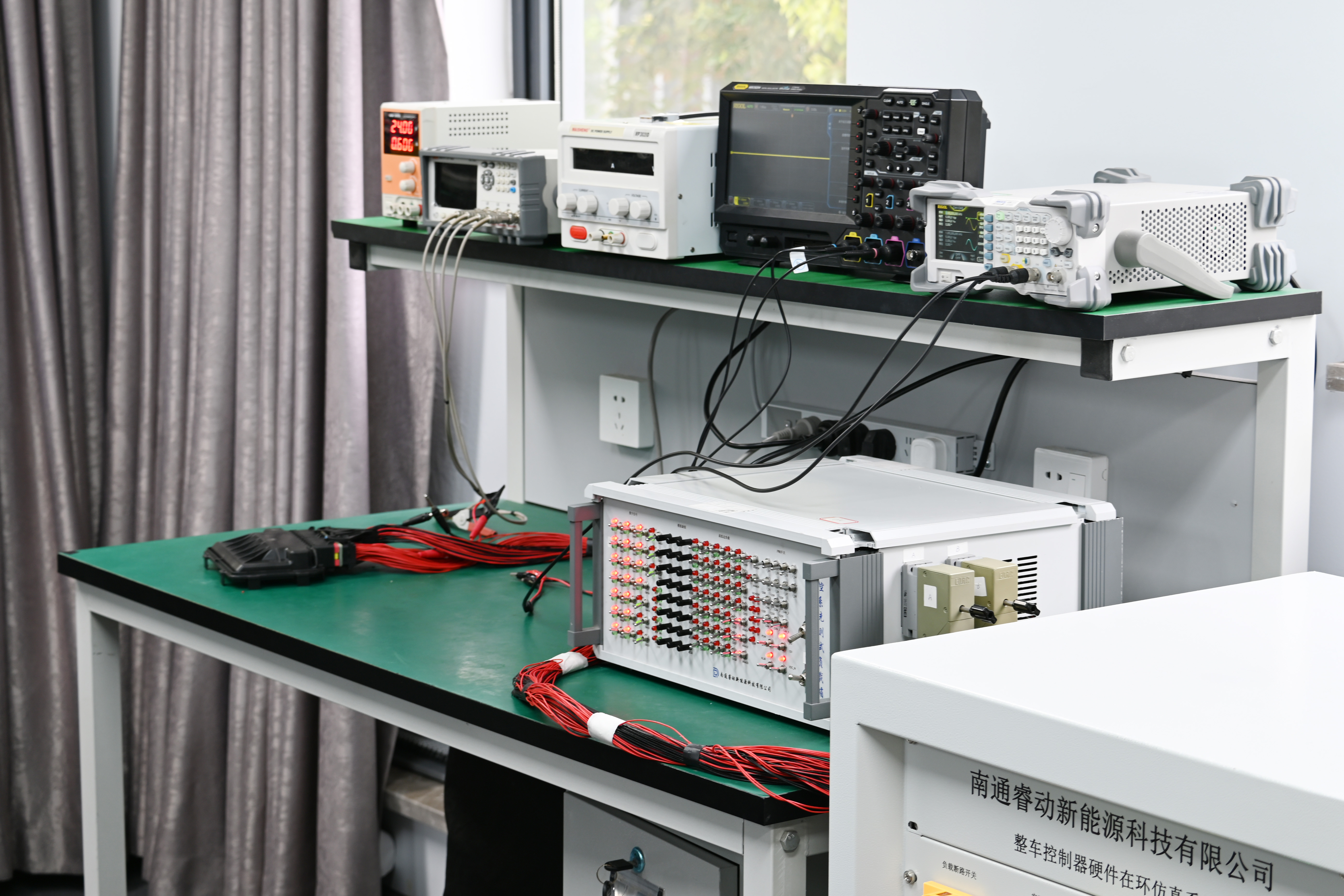 功率组件与连接组件